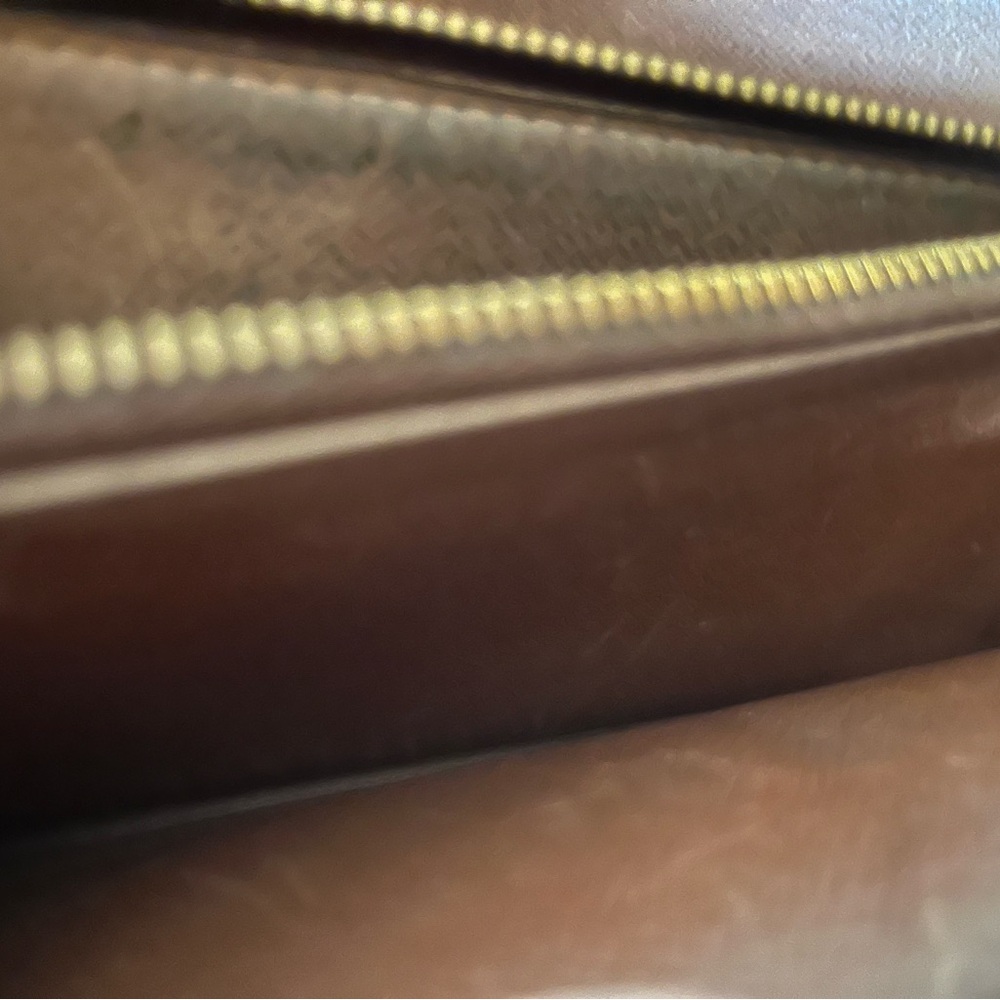Louis Vuitton Dark Brown Monogram Clutch - Picture 3 of 13